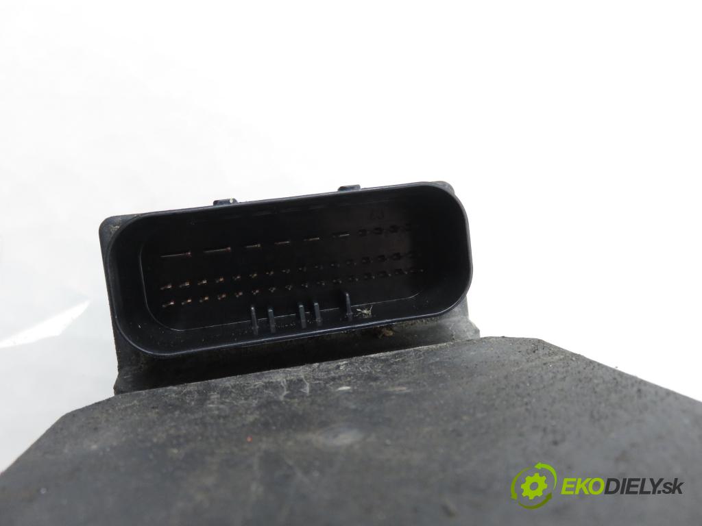 PEUGEOT 807 (EB_) MINIVAN 2004 94,00 2.2 16V HDi 128 - 4HW 2179,00 Pumpa ABS 0265950075 ; 0265225165 (Pumpa ABS)