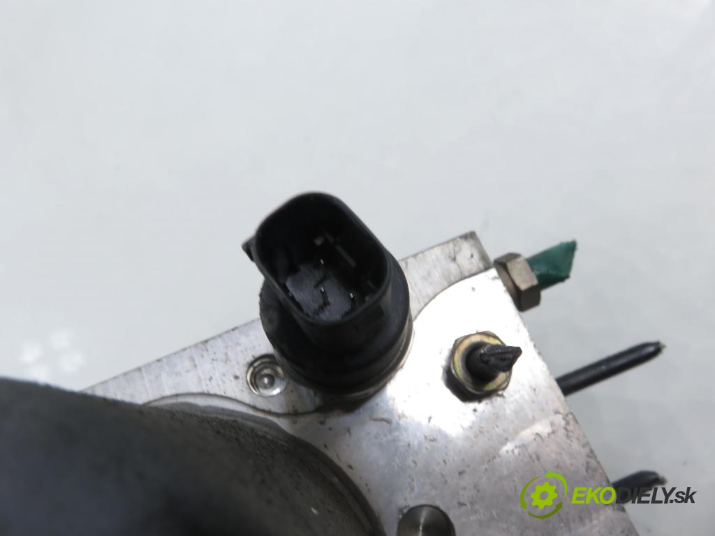 PEUGEOT 807 (EB_) MINIVAN 2004 94,00 2.2 16V HDi 128 - 4HW 2179,00 Pumpa ABS 0265950075 ; 0265225165 (Pumpa ABS)