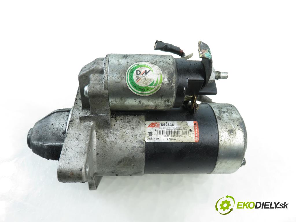 RENAULT TRAFIC II Skrzynia (FL) FURGON 2007 84,00 2.0 dCi 115 - M9R 780 1995,00 Štartér  (Štartér)