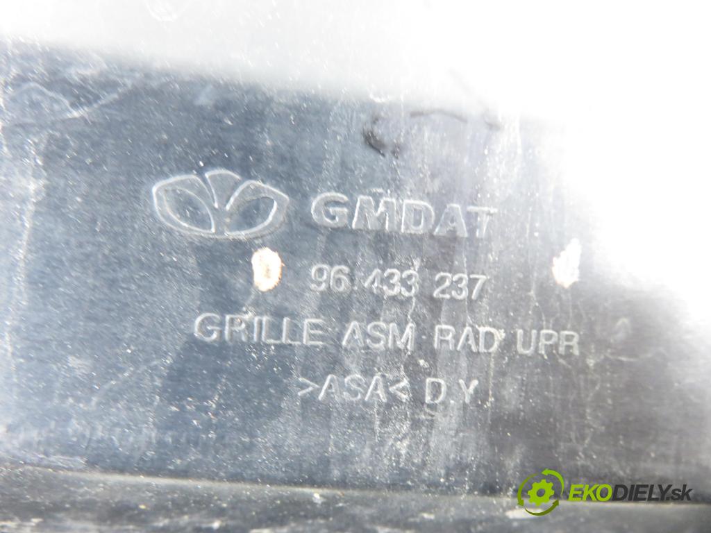 OPEL ANTARA A (L07) SUV 2007 110,00 2.0 CDTI 150 - Z 20 DMH 1991,00 mřížka / maska 96433237