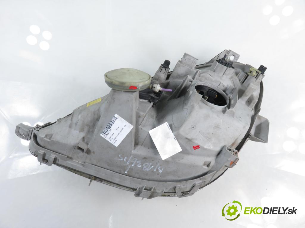 MERCEDES-BENZ KLASA A (W168) HB 2002 70,00 A 170 CDI 95 - OM 668.942 1689,00 světlo PP 0301192202 ; A1688201861