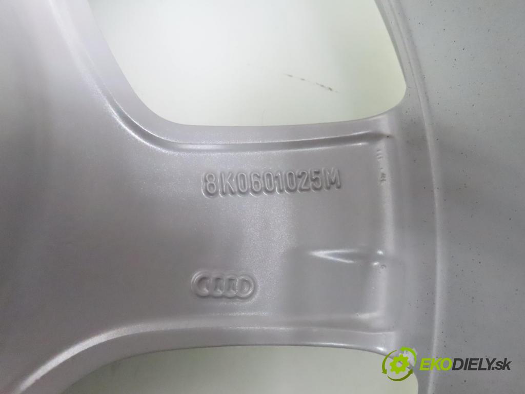 AUDI 0 disky / disk 8K0601025M
