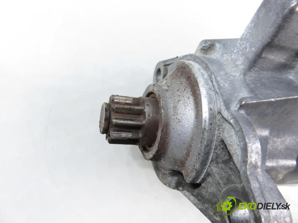 VW PASSAT B6 Variant (3C5) KOMBI 2006 184,00 3.2 FSI 4motion - AXZ 3168,00 Štartér  (Štartér)