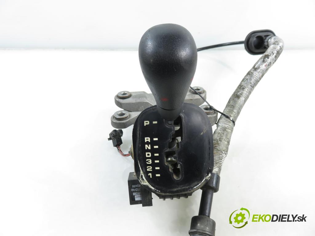 MERCEDES-BENZ VITO Skrzynia (638) FURGON 2000 90,00 112 CDI 2.2 (638.094) - OM 611.980 2151,00 ZVEDÁK: