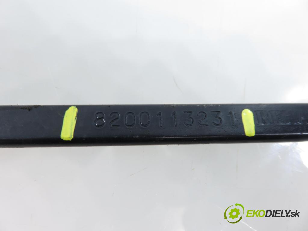 RENAULT GRAND SCENIC II (JM0/1_) MINIVAN 2004 99,00 2.0 135 - F4R 771 1998,00 RAMENO: stierače PP 8200113231 ; 80010797