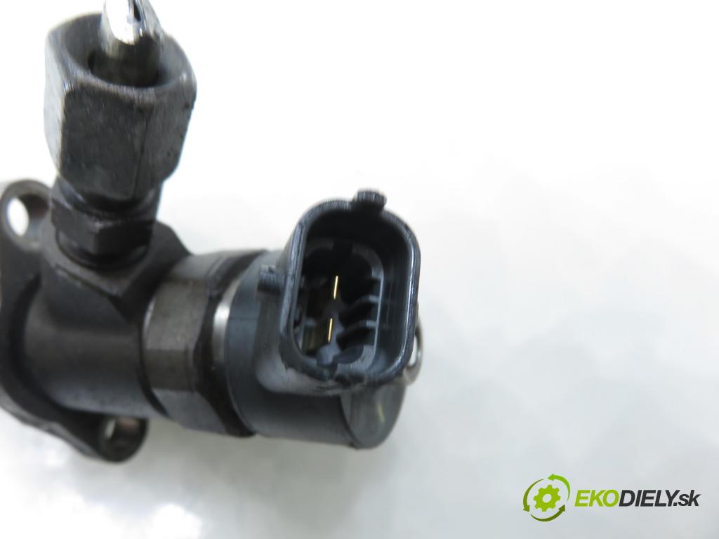 MAZDA 3 (BK) HB 2006 80,00 1.6 DI Turbo 109 - Y601 (PSA) 1560,00 vstrekovač 0445110259 (Vstrekovač paliva)