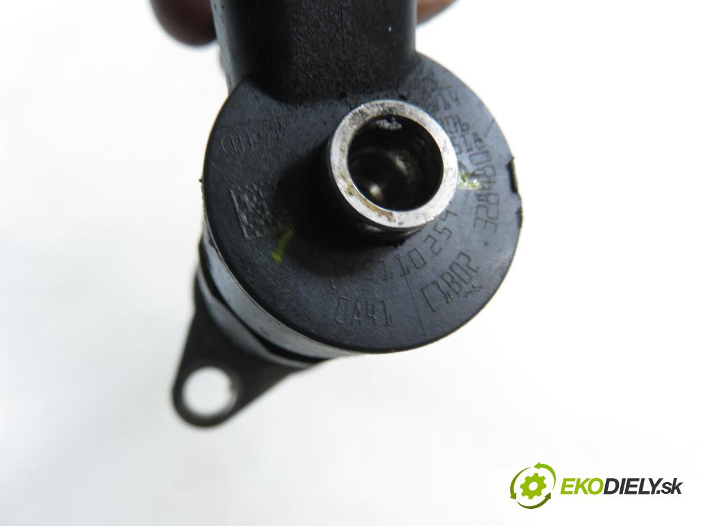 MAZDA 3 (BK) HB 2006 80,00 1.6 DI Turbo 109 - Y601 (PSA) 1560,00 vstrekovač 0445110259 (Vstrekovač paliva)