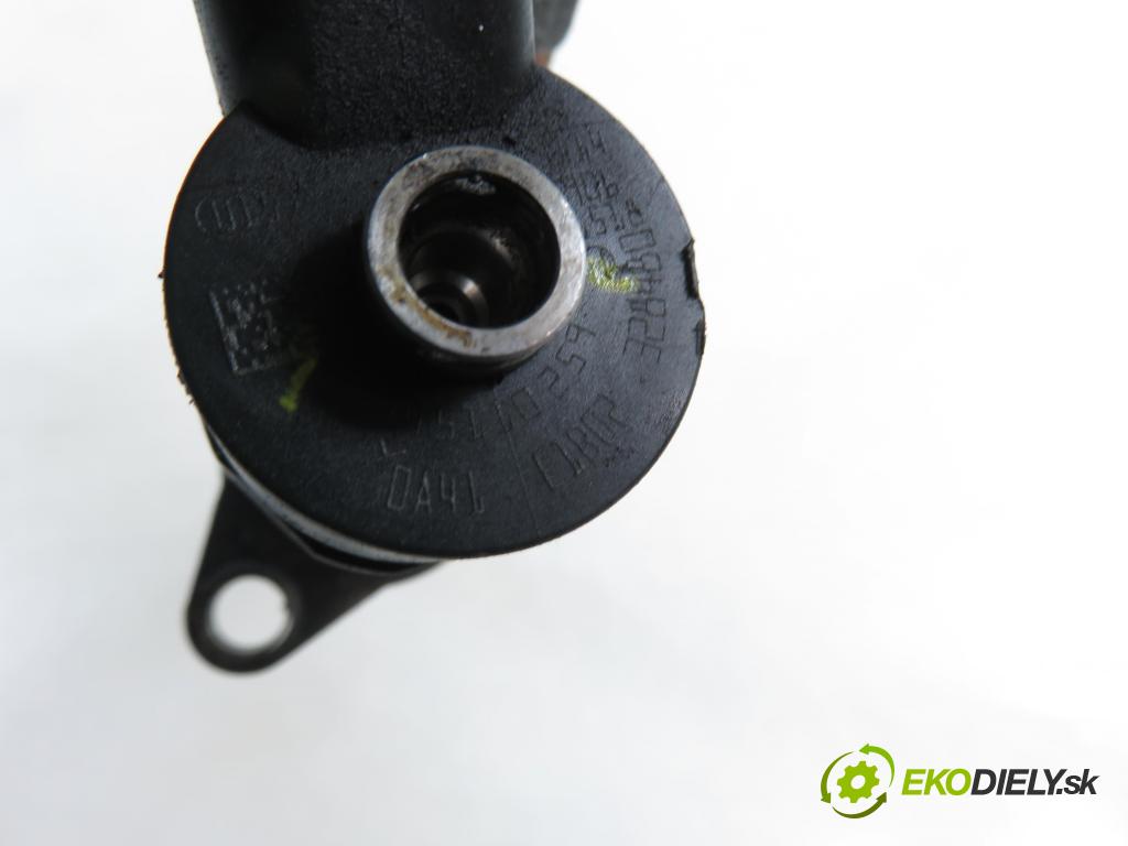 MAZDA 3 (BK) HB 2006 80,00 1.6 DI Turbo 109 - Y601 (PSA) 1560,00 vstrekovač 0445110259 (Vstrekovač paliva)