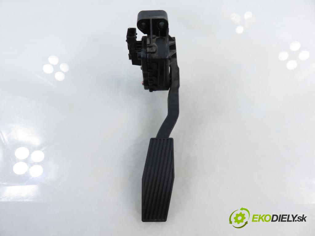 OPEL ASTRA H Kombi (A04) KOMBI 2004 125,00 2.0 Turbo - Z 20 LEL 1998,00 Potenciometer plynu  (Potenciometer plynového pedálu)