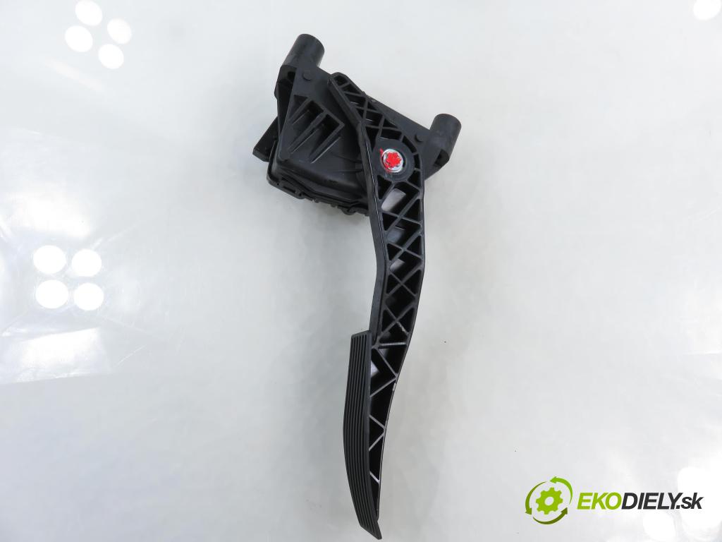 OPEL ASTRA H Kombi (A04) KOMBI 2004 125,00 2.0 Turbo - Z 20 LEL 1998,00 Potenciometer plynu (Potenciometer plynového pedálu)