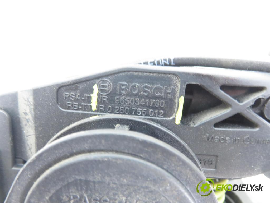 PEUGEOT 407 (6D_) SEDAN 2005 100,00 2.0 HDi 135 - RHR 1997,00 Potenciometer plynu 9650341780 ; 0280755012 ; F00C3P2335 (Potenciometer plynového pedálu)