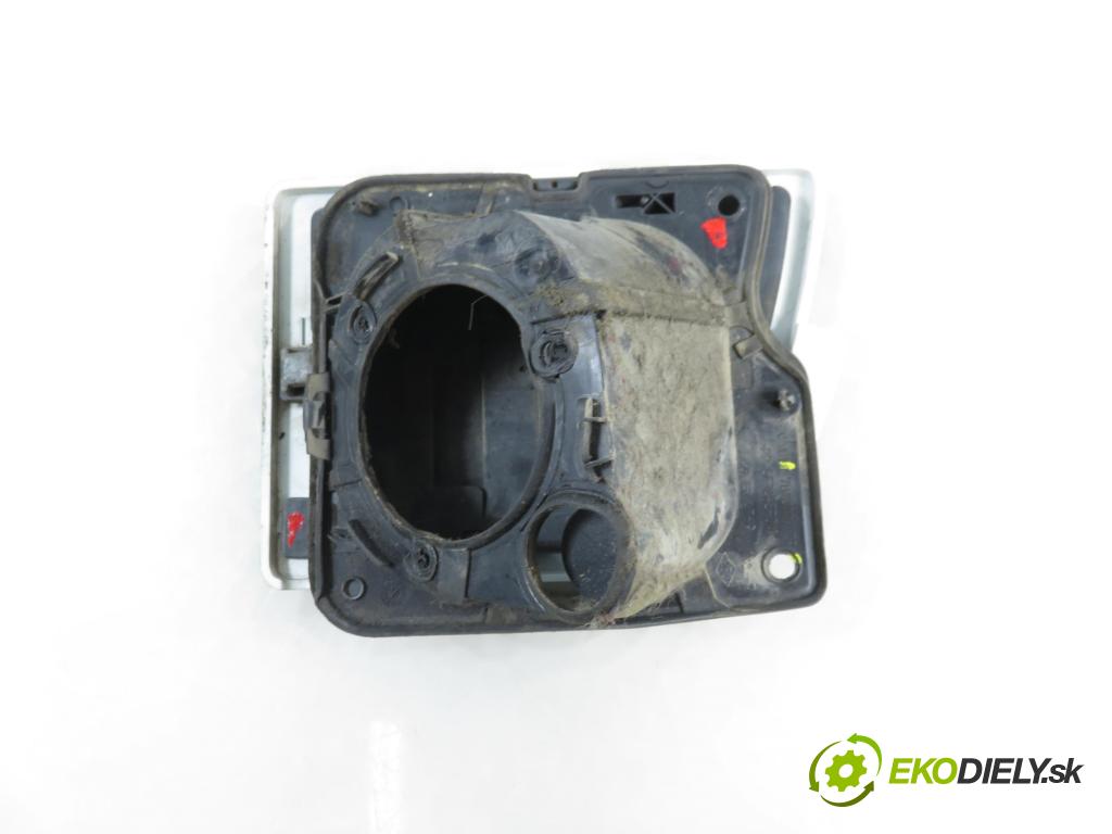 OPEL MOVANO B Platforma / podwozie (X62) FURGON 2014 81,00 2.3 CDTI FWD - M9T 870 2299,00 dvířka nádrže paliva 781200017R (Klika dveří ostatní)