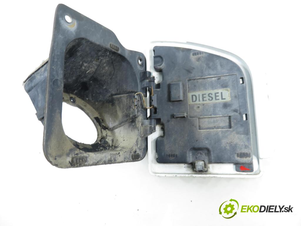 OPEL MOVANO B Platforma / podwozie (X62) FURGON 2014 81,00 2.3 CDTI FWD - M9T 870 2299,00 dvířka nádrže paliva 781200017R (Klika dveří ostatní)