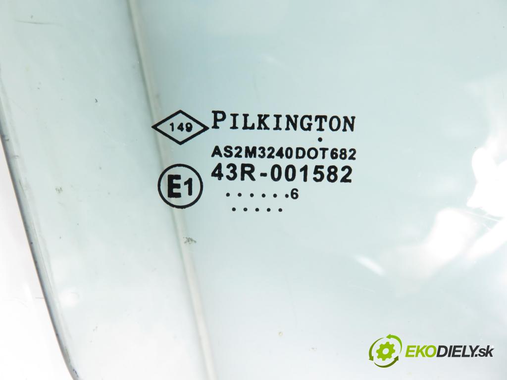 RENAULT MASTER III Platforma / podwozie (EV, HV, UV) KABINA/PLATFORMA 2016 120,00 2.3 dCi 165 FWD - M9T 702 2298,00 okno TROJÚHELNÍK PP
