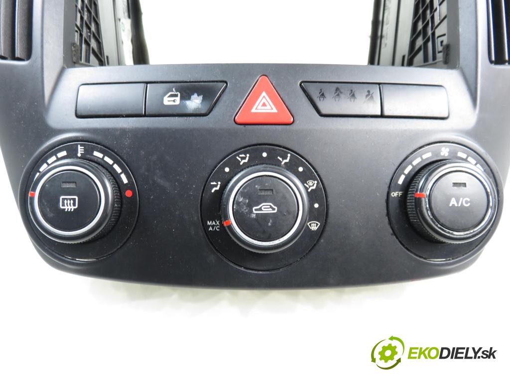 KIA CEE'D SW (ED) KOMBI 2008 66,00 1.6 CRDi 90 - D4FB-L 1582,00 PANEL / KONZOLA 957101H100 ; 972501H200EQ
