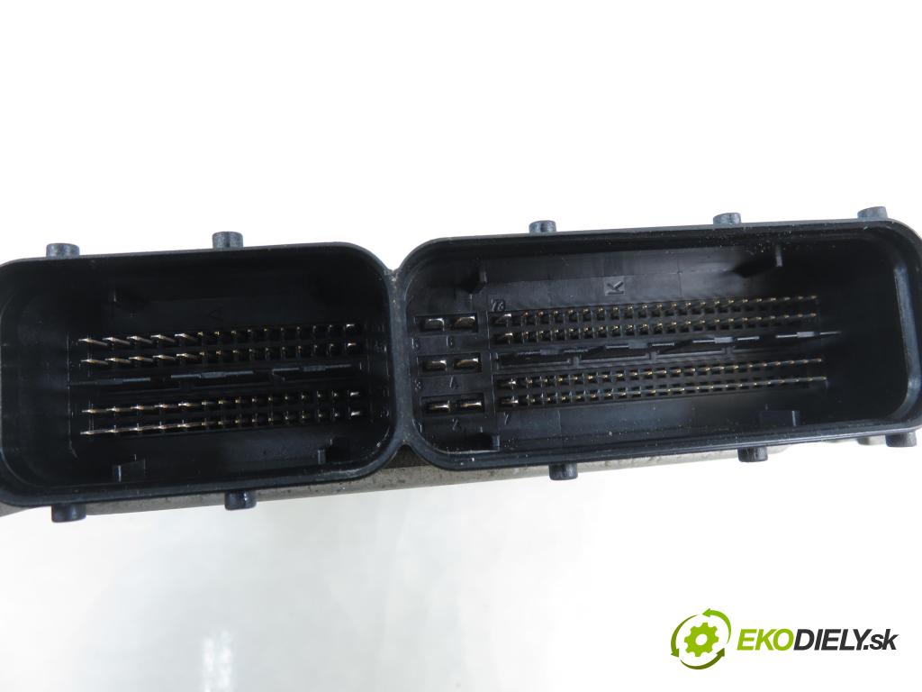 KIA CEE'D SW (ED) KOMBI 2008 66,00 1.6 CRDi 90 - D4FB-L 1582,00 Riadiaca jednotka Motor 0281013400 ; 391032A765