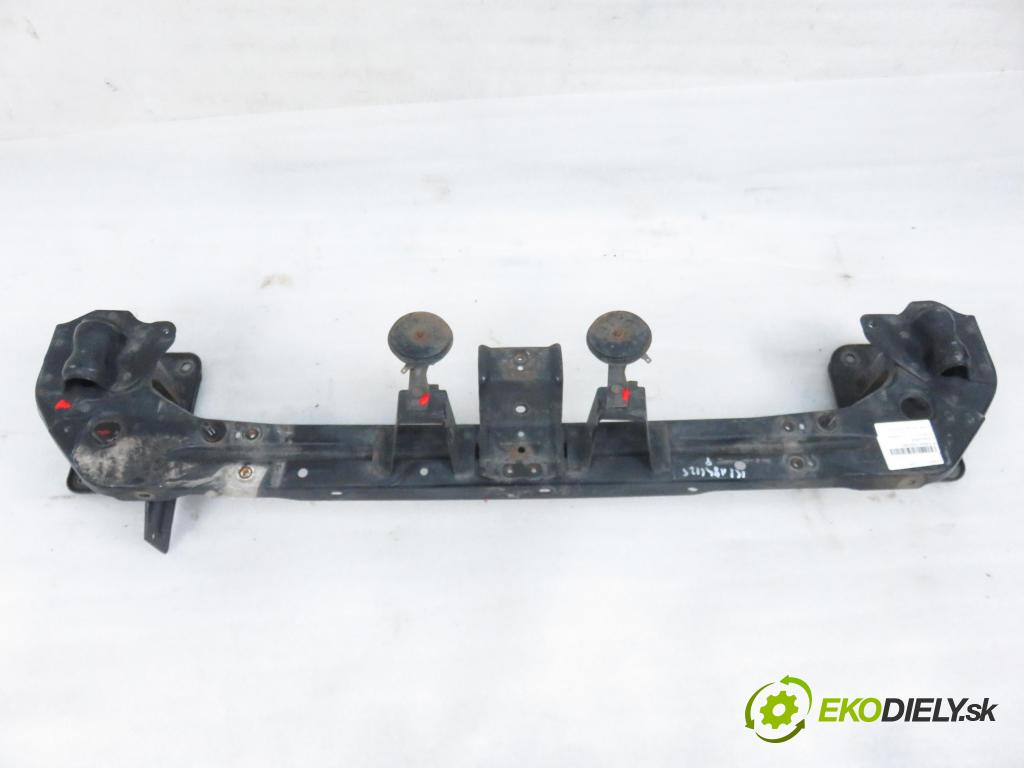 CITROEN C-CROSSER (EP_) SUV 2008 115,00 2.2 HDi 160 - 4HN (DW12MTED4) 2179,00 Výstuha čelné