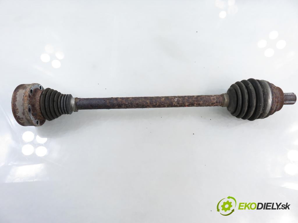 VW PASSAT B6 Variant (3C5) KOMBI 2006 184,00 3.2 FSI 4motion - AXZ 3168,00 poloos PT