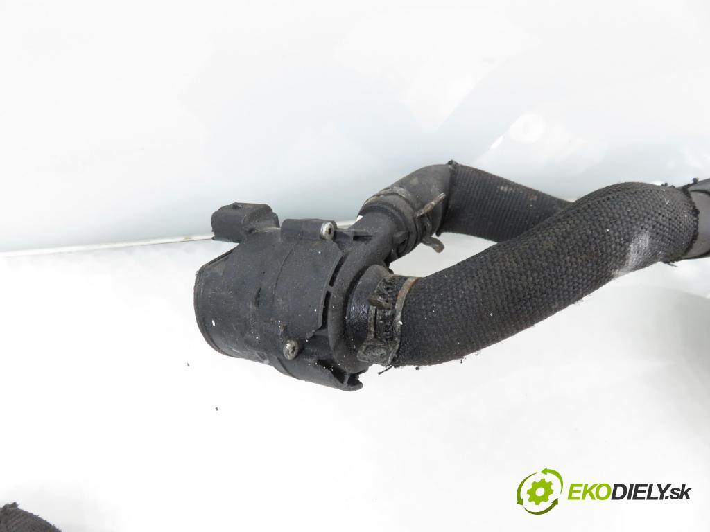 RENAULT MASTER III Platforma / podwozie (EV, HV, UV) KABINA/PLATFORMA 2015 0,00 2.3 dCi 165 FWD - M9T 700 2298,00 Rúra vody