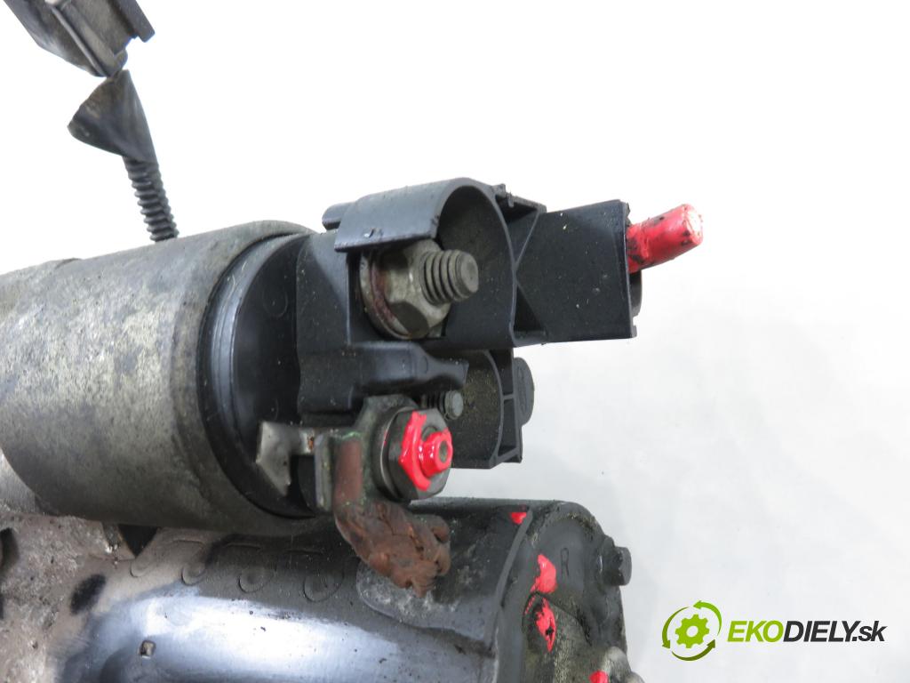 FORD FOCUS II sedan (DB_, FCH, DH) SEDAN 2005 74,00 1.6 - HWDB 1596,00 Štartér 2S6U11000CB (Štartér)