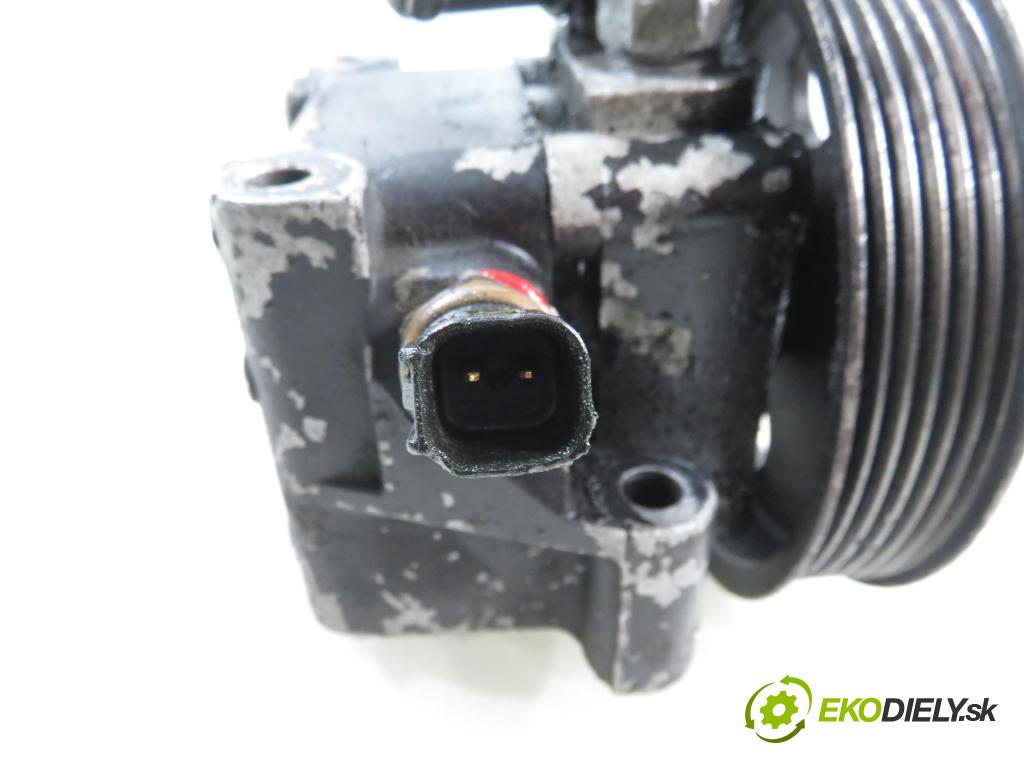 FORD FOCUS II sedan (DB_, FCH, DH) SEDAN 2005 74,00 1.6 - HWDB 1596,00 Pumpa servočerpadlo 4M5Q3A733AB (Servočerpadlo)