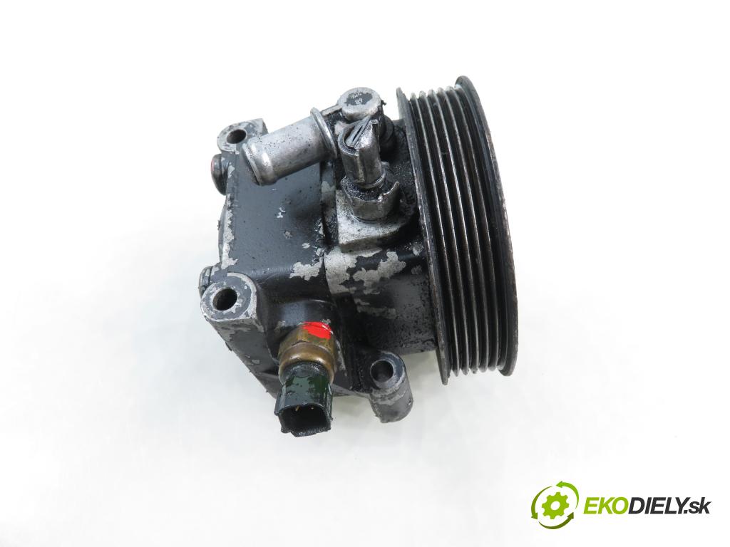 FORD FOCUS II sedan (DB_, FCH, DH) SEDAN 2005 74,00 1.6 - HWDB 1596,00 Pumpa servočerpadlo 4M5Q3A733AB (Servočerpadlo)