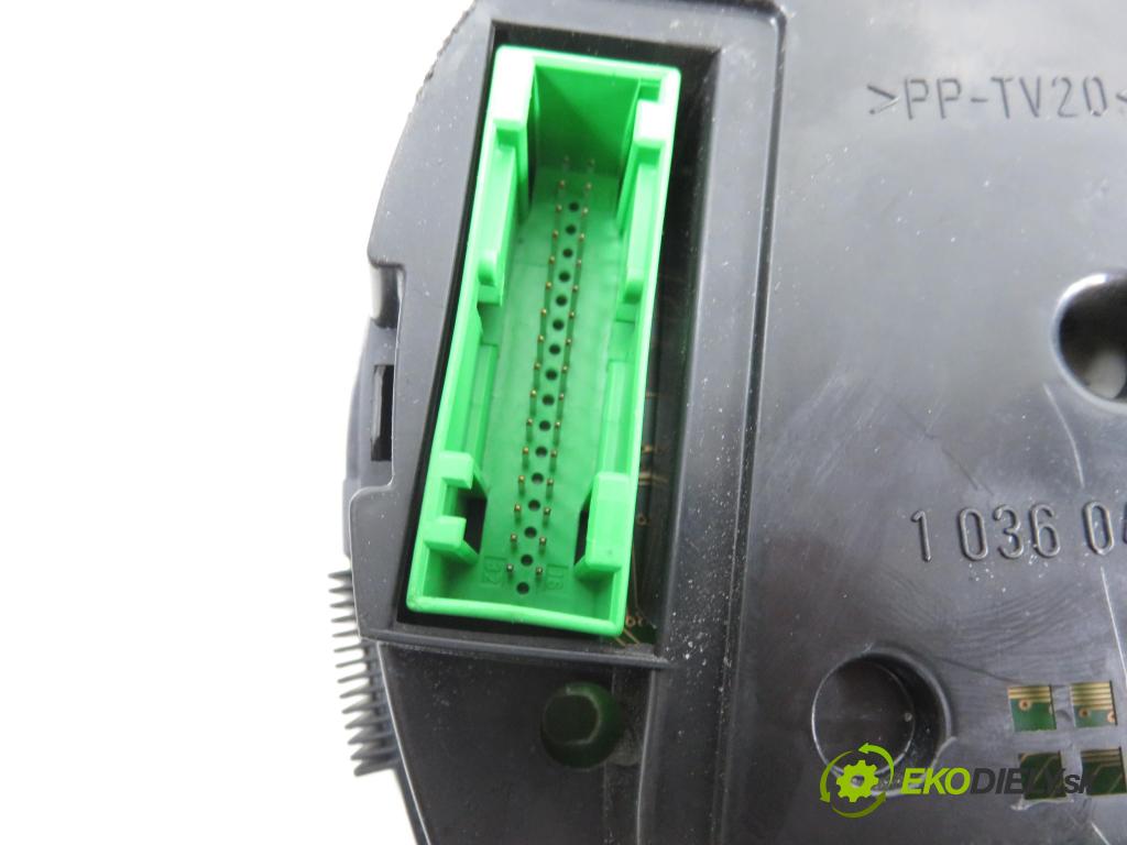 VW GOLF IV (1J1) HB 1998 74,00 1.6 - AKL 1595,00 Prístrojovka elektrický 1J0919880B ; 0263604023