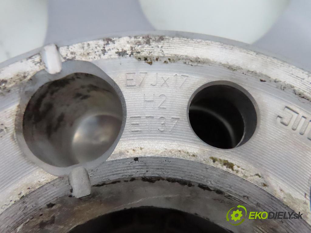 AUDI   0    disky / disk 8R0601025E