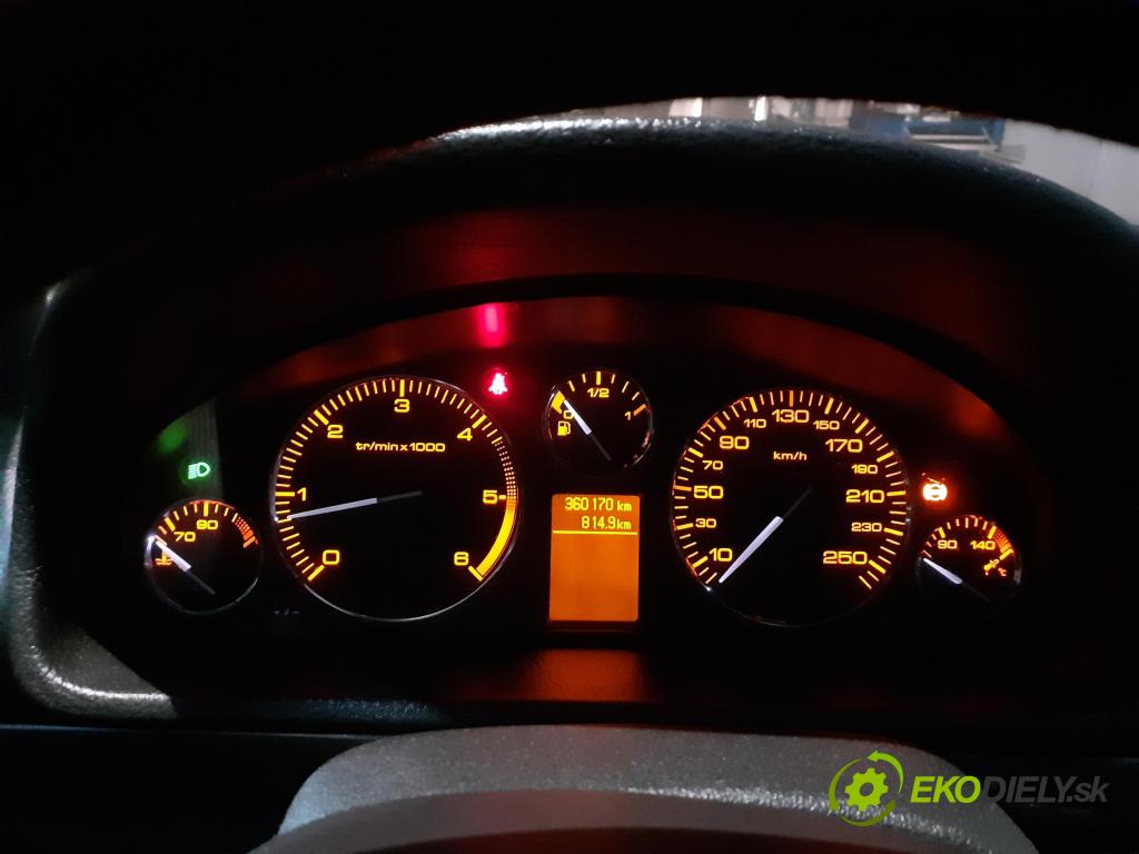 PEUGEOT 407 (6D_) SEDAN 2005 100,00 2.0 HDi 135 - RHR 1997,00 prístrojovka elektrický 9658138280 ; A2C53106699