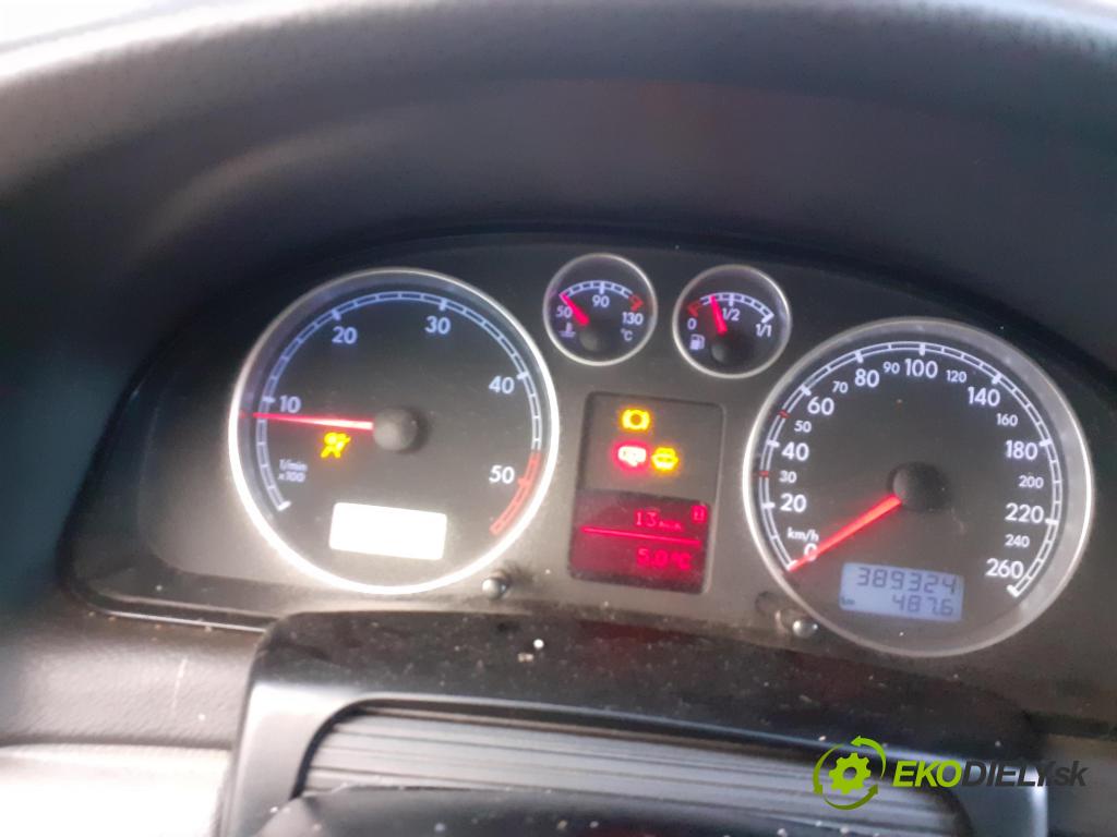 VW PASSAT B5.5 Variant (3B6) KOMBI 2001 74,00 1.9 TDI PD 101 - AVB 1896,00 Prístrojovka elektrický 3B0920825A ; 110080052002