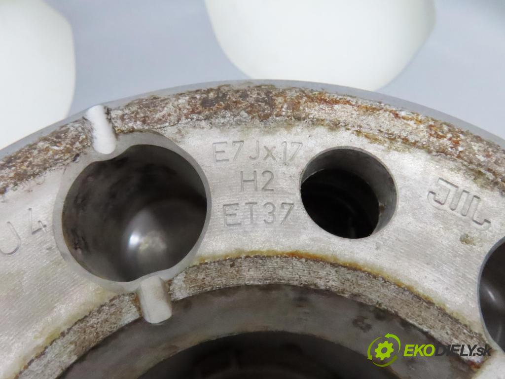 AUDI   0    disky / disk 8R0601025E