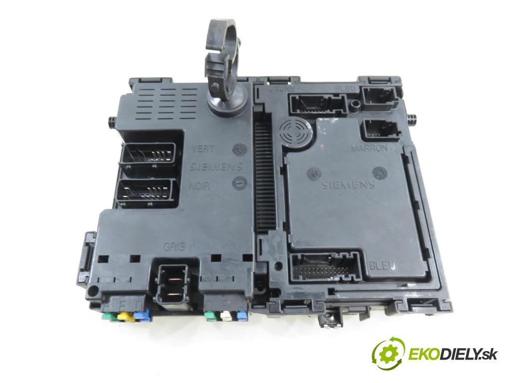 PEUGEOT 206 liftback (2A/C) HB 1999 55,00 1.4 i 75 -  KFX 1361,00 MODUL BSI 9626460880 ; S105872300E