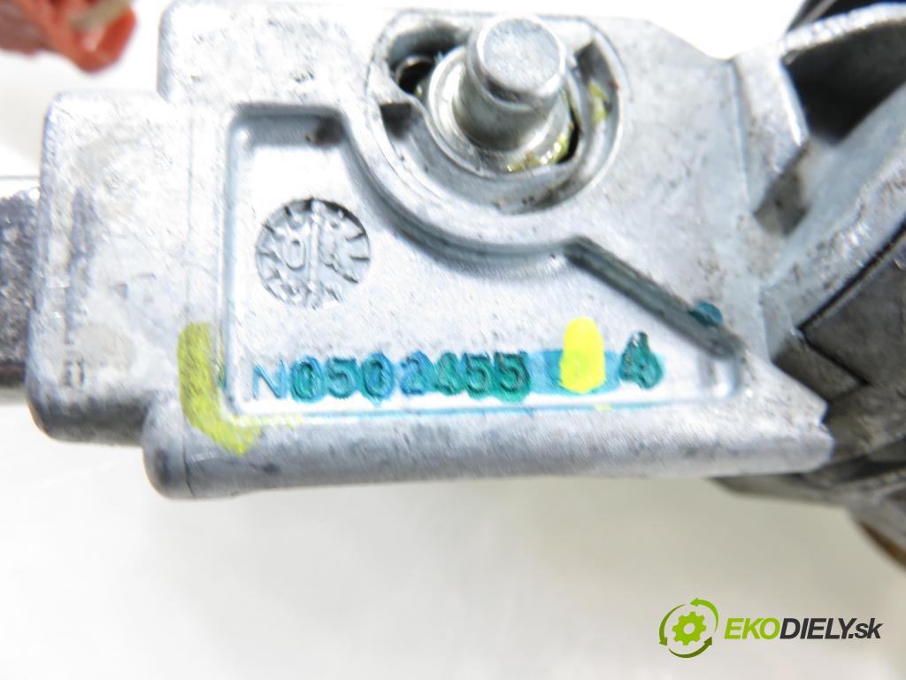 PEUGEOT 407 (6D_) SEDAN 2005 100,00 2.0 HDi 135 - RHR 1997,00 spinačka N0502455 ; 9648445180 ; N0502073 (Spínacia skrinka)