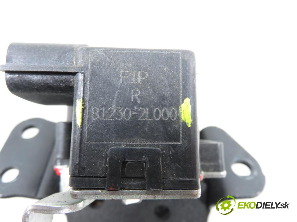 HYUNDAI i30 (FD) HB 2011 85,00 1.6 CRDi - D4FB 1582,00 zámok dverí kufor EL. 812302L000