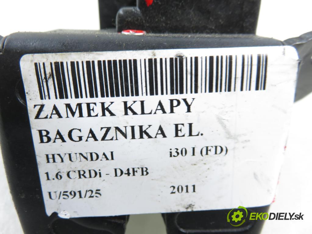 HYUNDAI i30 (FD) HB 2011 85,00 1.6 CRDi - D4FB 1582,00 zámok dverí kufor EL. 812302L000