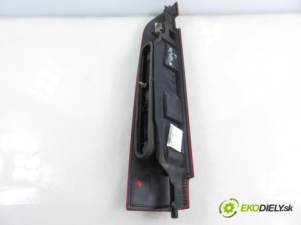 RENAULT KANGOO (KC0/1_) MINIVAN 2004 60,00 1.5 dCi 80 - K9K 702 1461,00 Svetlo pravé zadné