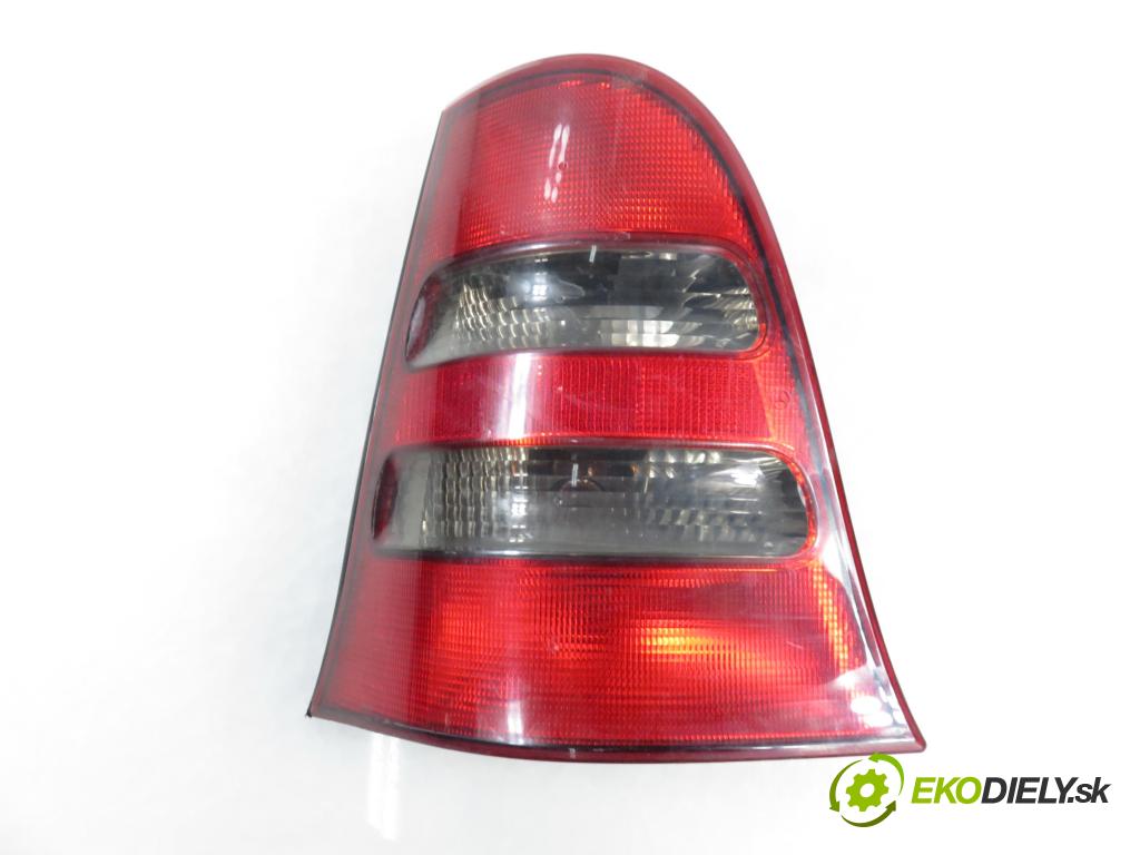 MERCEDES-BENZ KLASA A (W168) HB 2002 70,00 A 170 CDI 95 - OM 668.942 1689,00 světlo levé zadní 1688204964L