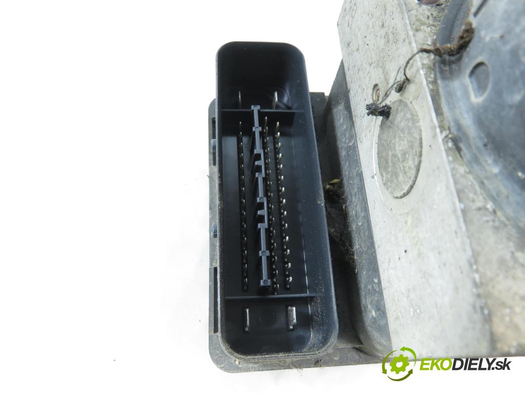 SKODA OCTAVIA I (1U2) LIFTBACK 2002 66,00 1.9 TDI 90- AGR 1896,00 Pumpa ABS 1J0614417D ; 10020600384 ; 1C0907379K (Pumpa ABS)