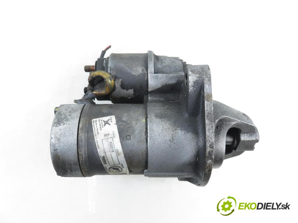 OPEL MERIVA A nadwozie wielkoprzestrzenne (MPV) (X03) HB 2004 74,00 1.7 CDTI 100 - Z 17 DTH 1686,00 Štartér C587067R (Štartér)