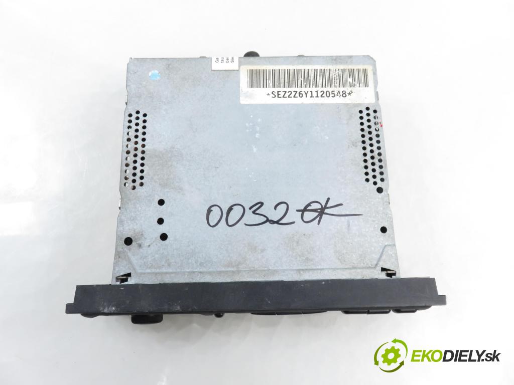 SEAT LEON (1M1) HB 2001 74,00 1.6 - AKL 1595,00 RADIO 1M0035186C