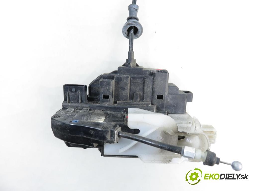 KIA CEE'D SW (ED) KOMBI 2008 66,00 1.6 CRDi 90 - D4FB-L 1582,00 zámok