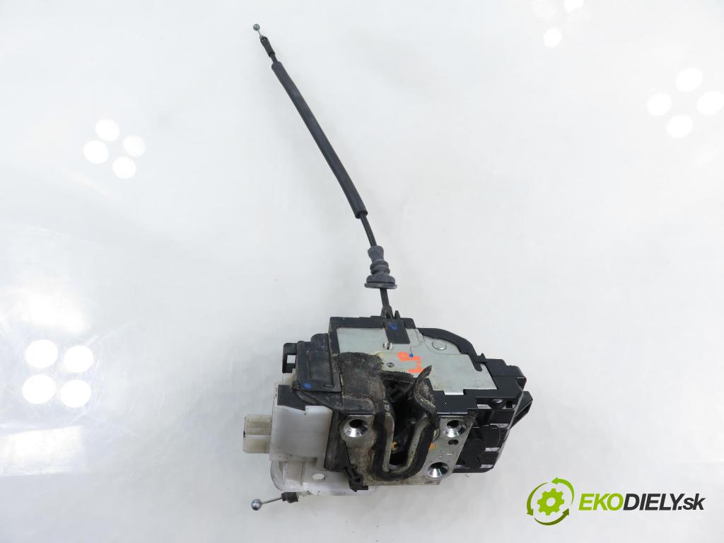 KIA CEE'D SW (ED) KOMBI 2008 66,00 1.6 CRDi 90 - D4FB-L 1582,00 zámok