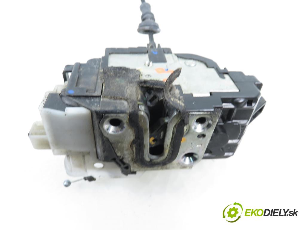 KIA CEE'D SW (ED) KOMBI 2008 66,00 1.6 CRDi 90 - D4FB-L 1582,00 zámok