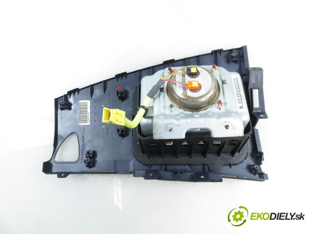 CITROEN C-CROSSER (EP_) SUV 2008 115,00 2.2 HDi 160 - 4HN (DW12MTED4) 2179,00 AirBag air BAG CESTUJÍCÍ: 7030A182XA ; 7030A026