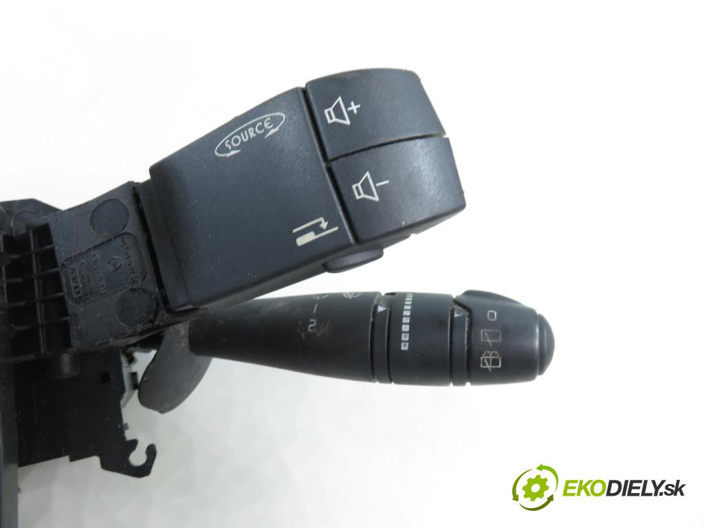 RENAULT LAGUNA II (BG0/1_) LIFTBACK 2004 88,00 1.9 dCi (BG08, BG0G) - F9Q 674 1870,00 páčka/prepínač 8200012244 ; 8200260781A ; 34448501AX