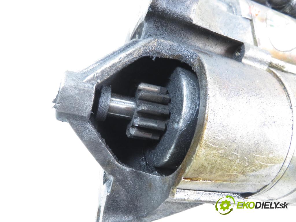 PEUGEOT 407 (6D_) SEDAN 2005 100,00 2.0 HDi 135 - RHR 1997,00 startér S3027 (Startér)