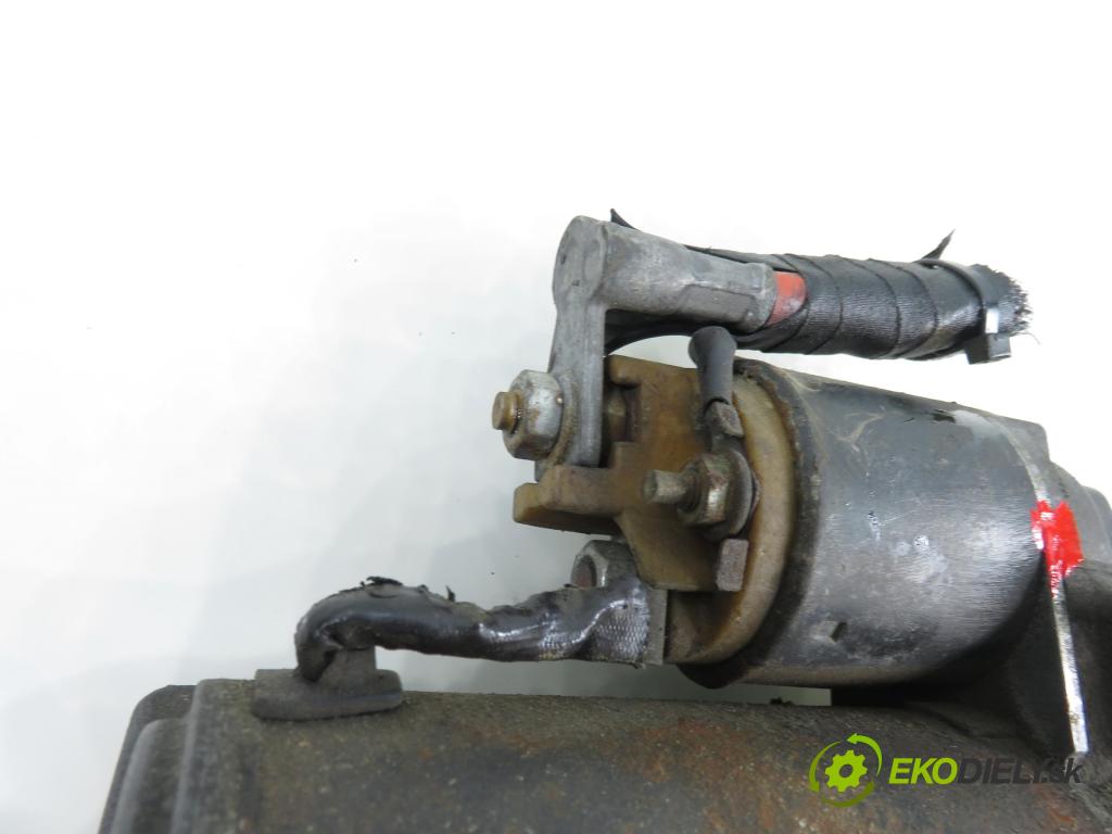 MERCEDES-BENZ VITO Skrzynia (638) FURGON 2000 90,00 112 CDI 2.2 (638.094) - OM 611.980 2151,00 startér 0051511301 ; D7R43 (Startér)