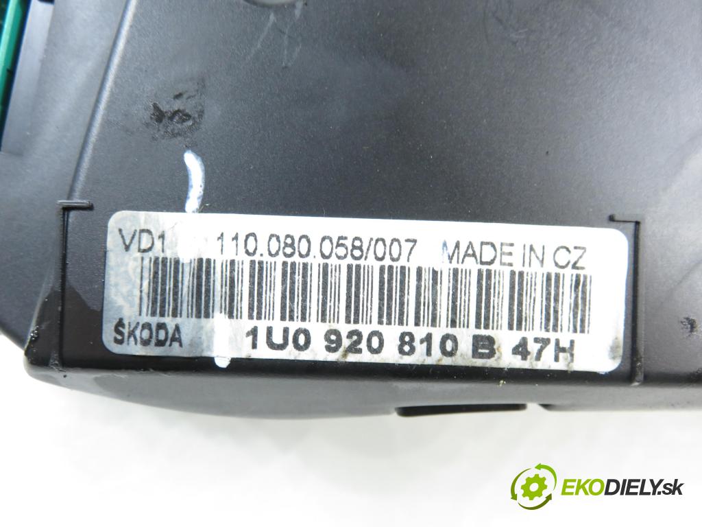 SKODA OCTAVIA I (1U2) LIFTBACK 2001 75,00 1.6 - AVU 1595,00 prístrojovka elektrický 1U0920810B