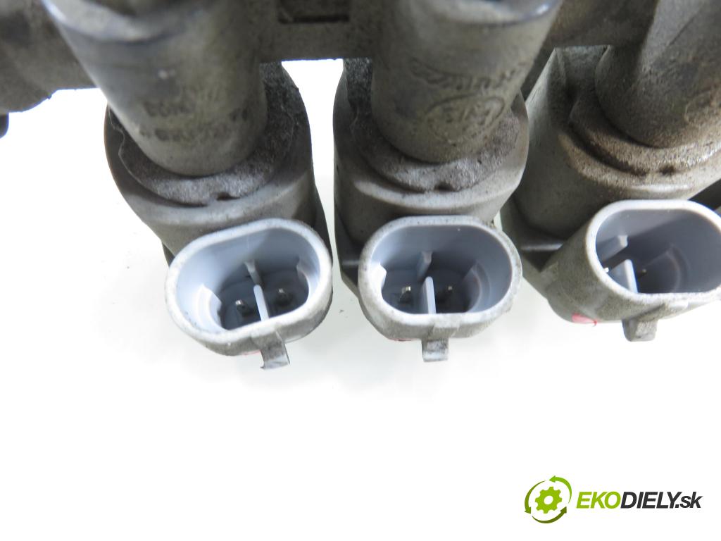 SKODA OCTAVIA I (1U2) LIFTBACK 2001 75,00 1.6 - AVU 1595,00 Lišta vstrekovacia LPG 10R041226