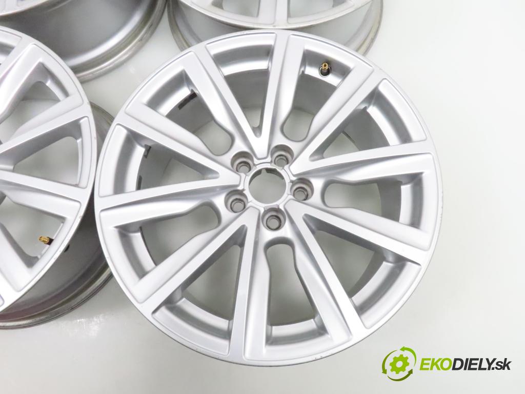 AUDI   0    disky / disk 8X0601025C